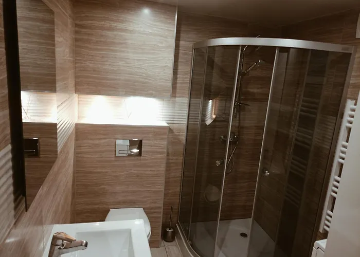 Baliowy Zar Nad Jeziorem W Miedzybrodziu Villa Miedzybrodzie Zywieckie