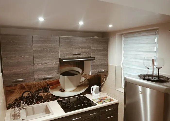 Baliowy Zar Nad Jeziorem W Miedzybrodziu *